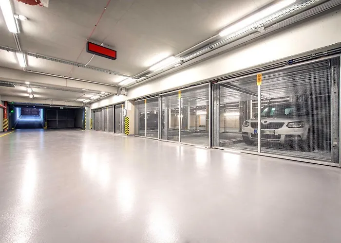 Quiet & New Apartment Near City Center With Garage