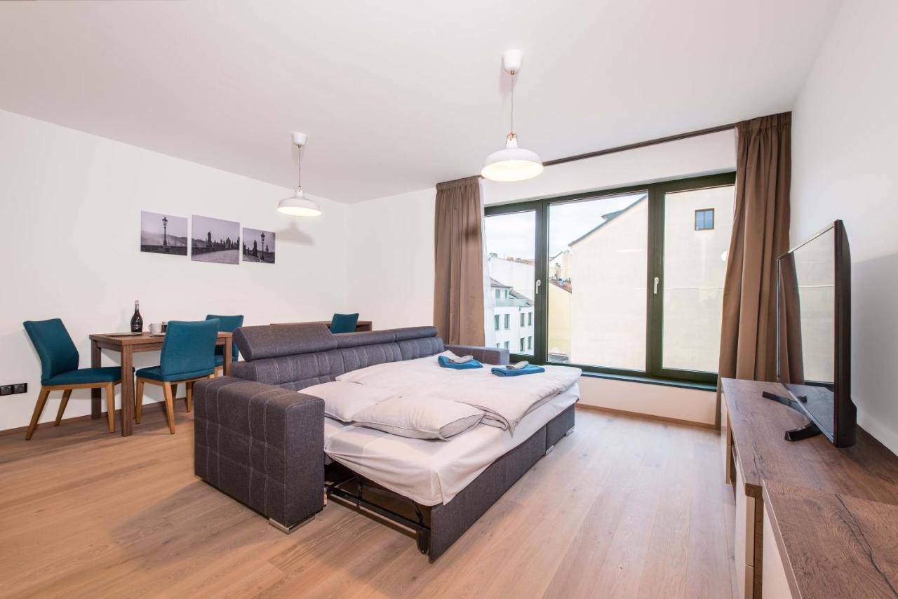 Quiet & New Near Center With Garage * פראג